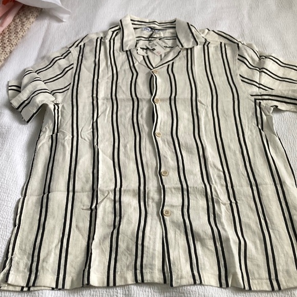 Zara Other - Zara White and Black Casual Button Down Shirt